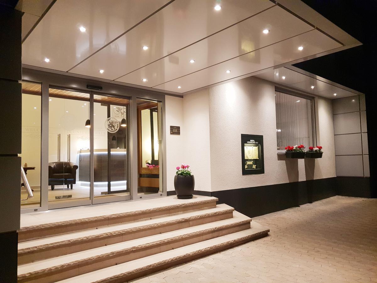 Hotel Hessischer Hof Мельзунген Экстерьер фото